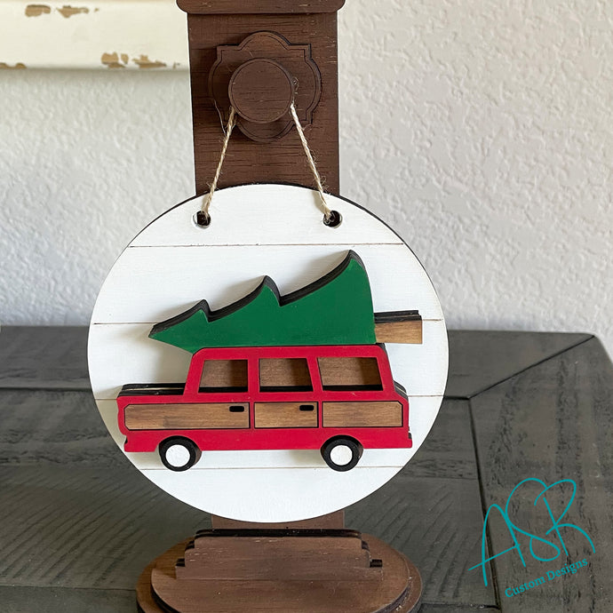 Station Wagon with Christmas Tree 5 inch Round with Mini Post Holder